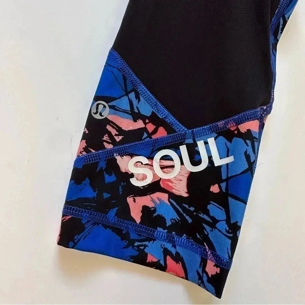 Lululemon Soul Cycle Pace Revival Crop Paint‎ Storm Size 4